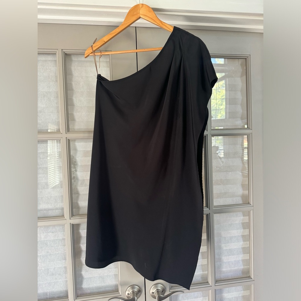 One Shoulder Black Central Park West Shift Cocktail Dress Small